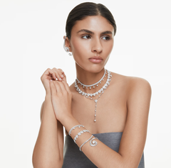 Swar*vski - Ari*na Grande x Sw*rovski bracelet Crystal pearl, Round cut, White, Rhodium plated - 5720870