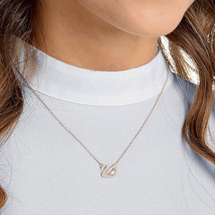 Swar*vski - Dazzling Swan pendant - Swan, Pink, Rose gold-tone plated - 5473024