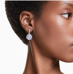 Swar*vski - Idyllia drop earrings Mixed cuts, Flower, Blue, Rhodium plated - 5680016