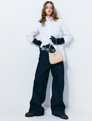 Charles & Ke*th - Mini Adalyn Hobo Bag - Dusted Oat